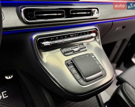 Чорний Мерседес В-Клас, об'ємом двигуна 1.9 л та пробігом 1 тис. км за 159800 $, фото 42 на Automoto.ua
