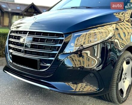 Черный Мерседес В-Класс, объемом двигателя 1.95 л и пробегом 3 тыс. км за 165000 $, фото 3 на Automoto.ua