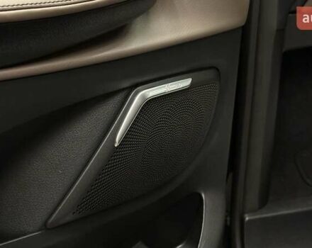 Черный Мерседес В-Класс, объемом двигателя 2.14 л и пробегом 15 тыс. км за 178000 $, фото 16 на Automoto.ua