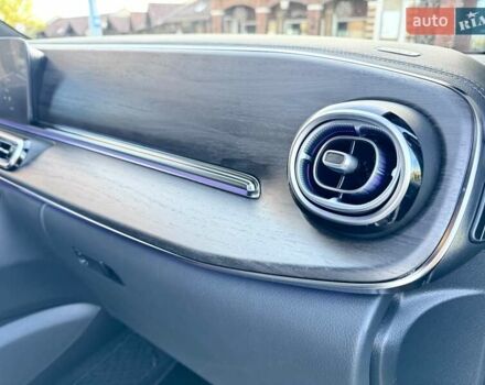 Черный Мерседес В-Класс, объемом двигателя 1.95 л и пробегом 3 тыс. км за 165000 $, фото 38 на Automoto.ua