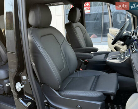 Черный Мерседес В-Класс, объемом двигателя 1.95 л и пробегом 1 тыс. км за 159000 $, фото 43 на Automoto.ua