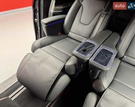 Чорний Мерседес В-Клас, об'ємом двигуна 1.9 л та пробігом 1 тис. км за 159800 $, фото 61 на Automoto.ua