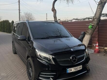 Чорний Мерседес В-Клас, об'ємом двигуна 2.14 л та пробігом 271 тис. км за 50000 $, фото 1 на Automoto.ua