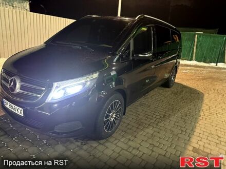 Черный Мерседес В-Класс, объемом двигателя 2.1 л и пробегом 245 тыс. км за 31000 $, фото 1 на Automoto.ua