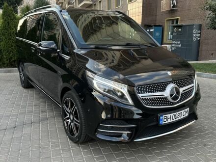 Чорний Мерседес В-Клас, об'ємом двигуна 2.1 л та пробігом 126 тис. км за 56500 $, фото 1 на Automoto.ua