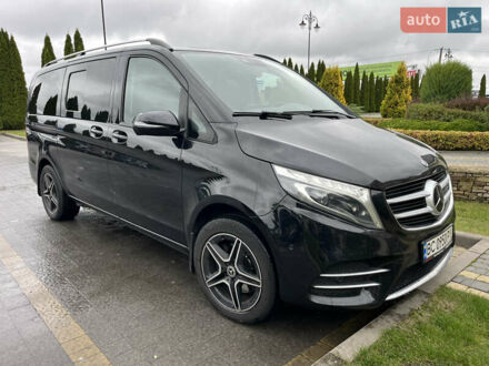 Мерседес В-Клас 2018 у Львові на Automoto.ua Чорний Мерседес В-Клас, об'ємом двигуна 2.14 л та пробігом 388 тис. км за 41800 $, фото 1 на Automoto.ua