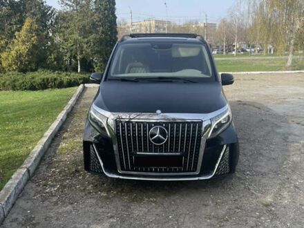 Мерседес В-Класс 2018 в Черновцах на Automoto.ua Черный Мерседес В-Класс, объемом двигателя 0 л и пробегом 110 тыс. км за 98500 $, фото 1 на Automoto.ua