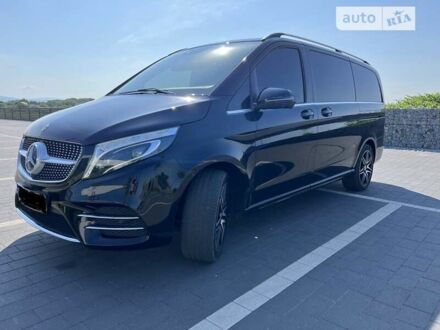 Мерседес В-Клас 2021 у Мукачеве на Automoto.ua Чорний Мерседес В-Клас, об'ємом двигуна 2.14 л та пробігом 55 тис. км за 90000 $, фото 1 на Automoto.ua