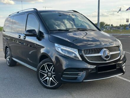 Мерседес В-Класс 2022 в Киеве на Automoto.ua Черный Мерседес В-Класс, объемом двигателя 2 л и пробегом 18 тыс. км за 88888 $, фото 1 на Automoto.ua