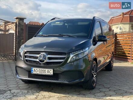 Чорний Мерседес В-Клас, об'ємом двигуна 1.9 л та пробігом 22 тис. км за 83900 $, фото 1 на Automoto.ua