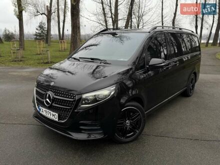 Черный Мерседес В-Класс, объемом двигателя 2 л и пробегом 41 тыс. км за 110000 $, фото 1 на Automoto.ua