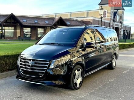 Мерседес В-Класс 2025 в Киеве на Automoto.ua Черный Мерседес В-Класс, объемом двигателя 1.95 л и пробегом 3 тыс. км за 165000 $, фото 1 на Automoto.ua
