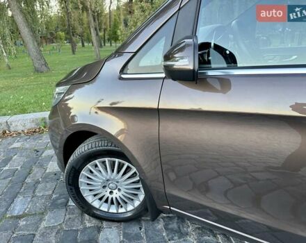 Мерседес В-Класс 2016 в Киеве на Automoto.ua Коричневый Мерседес В-Класс, объемом двигателя 2.14 л и пробегом 190 тыс. км за 49999 $, фото 154 на Automoto.ua