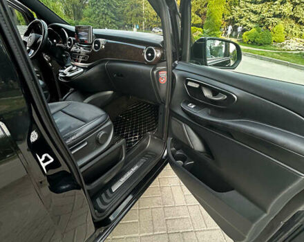 Красный Мерседес В-Класс, объемом двигателя 2.14 л и пробегом 203 тыс. км за 38888 $, фото 26 на Automoto.ua