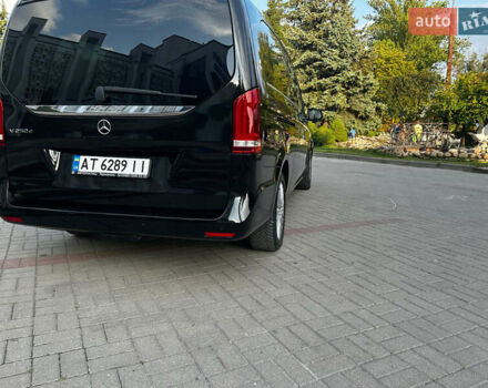 Красный Мерседес В-Класс, объемом двигателя 2.14 л и пробегом 203 тыс. км за 38888 $, фото 6 на Automoto.ua