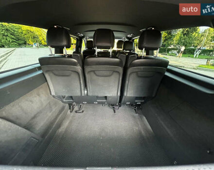 Красный Мерседес В-Класс, объемом двигателя 2.14 л и пробегом 203 тыс. км за 38888 $, фото 24 на Automoto.ua