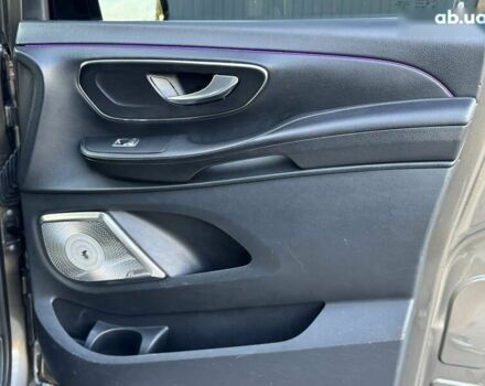 Мерседес В-Класс, объемом двигателя 2.1 л и пробегом 219 тыс. км за 32000 $, фото 29 на Automoto.ua