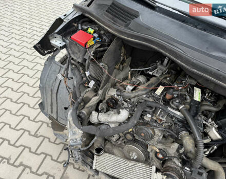 Мерседес В-Клас, об'ємом двигуна 2.14 л та пробігом 197 тис. км за 27777 $, фото 22 на Automoto.ua