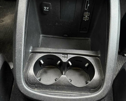 Мерседес В-Клас, об'ємом двигуна 2.14 л та пробігом 197 тис. км за 27777 $, фото 48 на Automoto.ua