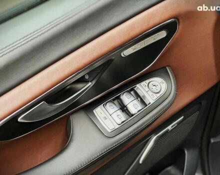 Мерседес В-Класс, объемом двигателя 2.1 л и пробегом 69 тыс. км за 79500 $, фото 24 на Automoto.ua