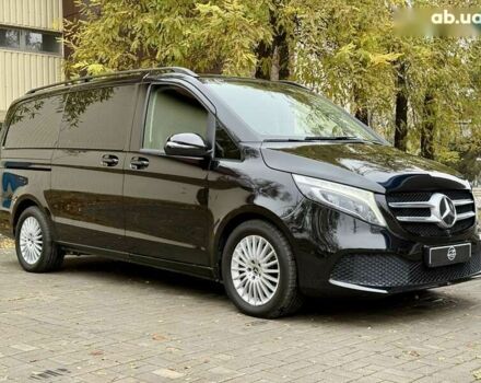 Мерседес В-Класс, объемом двигателя 2.1 л и пробегом 275 тыс. км за 45500 $, фото 2 на Automoto.ua