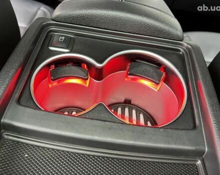 Мерседес В-Класс, объемом двигателя 2 л и пробегом 42 тыс. км за 78141 $, фото 37 на Automoto.ua