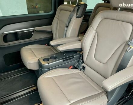 Мерседес В-Класс, объемом двигателя 2 л и пробегом 5 тыс. км за 97377 $, фото 35 на Automoto.ua