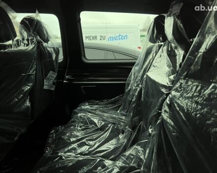 Мерседес В-Класс, объемом двигателя 2 л и пробегом 0 тыс. км за 101833 $, фото 24 на Automoto.ua