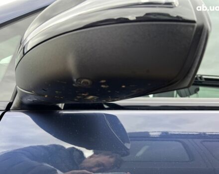 Мерседес В-Класс, объемом двигателя 2 л и пробегом 2 тыс. км за 85749 $, фото 3 на Automoto.ua