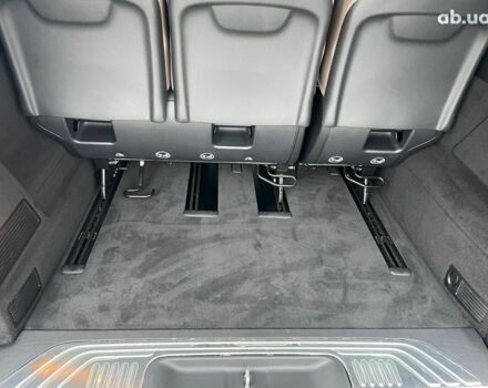 Мерседес В-Класс, объемом двигателя 2 л и пробегом 5 тыс. км за 97377 $, фото 22 на Automoto.ua