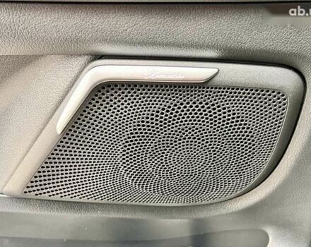 Мерседес В-Класс, объемом двигателя 2.1 л и пробегом 28 тыс. км за 134999 $, фото 18 на Automoto.ua