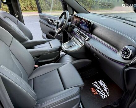 Мерседес В-Класс, объемом двигателя 2 л и пробегом 38 тыс. км за 135500 $, фото 28 на Automoto.ua