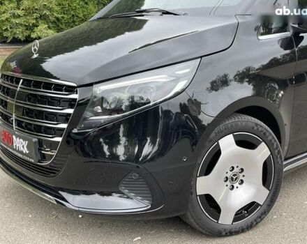 Мерседес В-Класс, объемом двигателя 2.1 л и пробегом 13 тыс. км за 135500 $, фото 3 на Automoto.ua