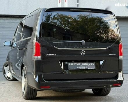 Мерседес В-Класс, объемом двигателя 2 л и пробегом 1 тыс. км за 159000 $, фото 27 на Automoto.ua