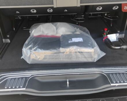 Мерседес В-Клас, об'ємом двигуна 2.14 л та пробігом 0 тис. км за 147834 $, фото 18 на Automoto.ua