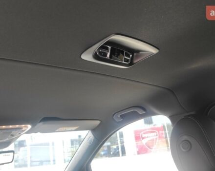 Мерседес В-Клас, об'ємом двигуна 2.14 л та пробігом 0 тис. км за 147834 $, фото 8 на Automoto.ua