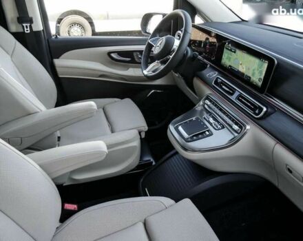 Мерседес В-Класс, объемом двигателя 2.1 л и пробегом 1 тыс. км за 151999 $, фото 4 на Automoto.ua