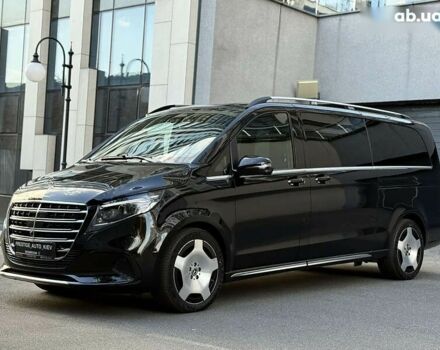 Мерседес В-Клас, об'ємом двигуна 2 л та пробігом 1 тис. км за 159000 $, фото 15 на Automoto.ua