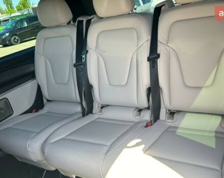 Мерседес В-Клас, об'ємом двигуна 2.14 л та пробігом 0 тис. км за 127498 $, фото 11 на Automoto.ua