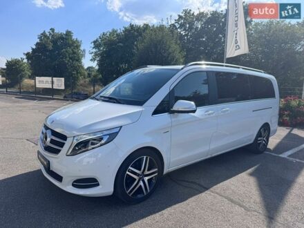 Мерседес В-Клас, об'ємом двигуна 2.14 л та пробігом 26 тис. км за 62500 $, фото 1 на Automoto.ua
