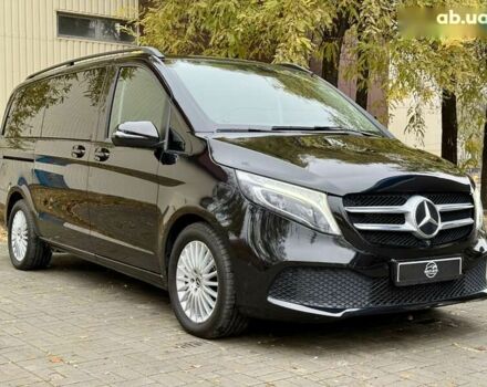 Мерседес В-Класс, объемом двигателя 2.1 л и пробегом 275 тыс. км за 45500 $, фото 1 на Automoto.ua