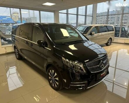 Мерседес В-Клас, об'ємом двигуна 2 л та пробігом 40 тис. км за 79500 $, фото 1 на Automoto.ua