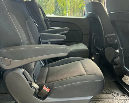 Мерседес В-Класс 2015 в Кропивницком (Кировограде) на Automoto.ua Серый Мерседес В-Класс, объемом двигателя 2.14 л и пробегом 350 тыс. км за 32000 $, фото 1 на Automoto.ua