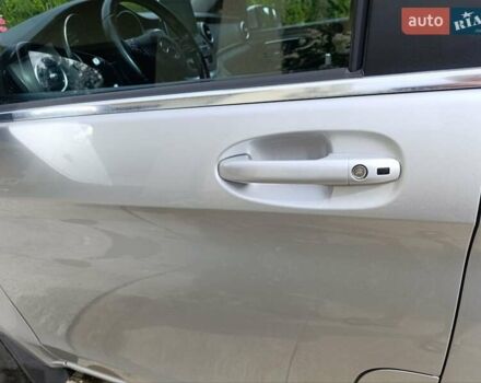 Серый Мерседес В-Класс, объемом двигателя 2.14 л и пробегом 158 тыс. км за 49053 $, фото 7 на Automoto.ua