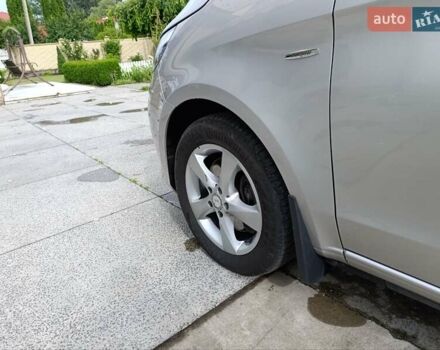 Серый Мерседес В-Класс, объемом двигателя 2.14 л и пробегом 158 тыс. км за 49053 $, фото 8 на Automoto.ua