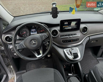 Серый Мерседес В-Класс, объемом двигателя 2.1 л и пробегом 315 тыс. км за 45000 $, фото 7 на Automoto.ua