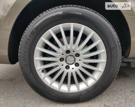 Серый Мерседес В-Класс, объемом двигателя 2.14 л и пробегом 230 тыс. км за 45000 $, фото 26 на Automoto.ua