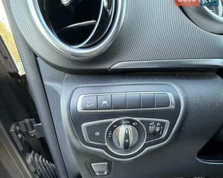 Сірий Мерседес В-Клас, об'ємом двигуна 2.14 л та пробігом 246 тис. км за 35500 $, фото 12 на Automoto.ua