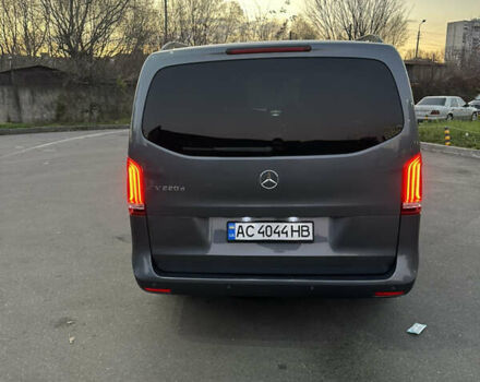 Серый Мерседес В-Класс, объемом двигателя 2.2 л и пробегом 241 тыс. км за 49000 $, фото 1 на Automoto.ua