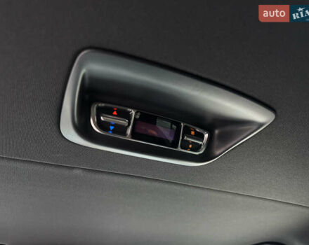 Серый Мерседес В-Класс, объемом двигателя 2.14 л и пробегом 101 тыс. км за 71000 $, фото 38 на Automoto.ua